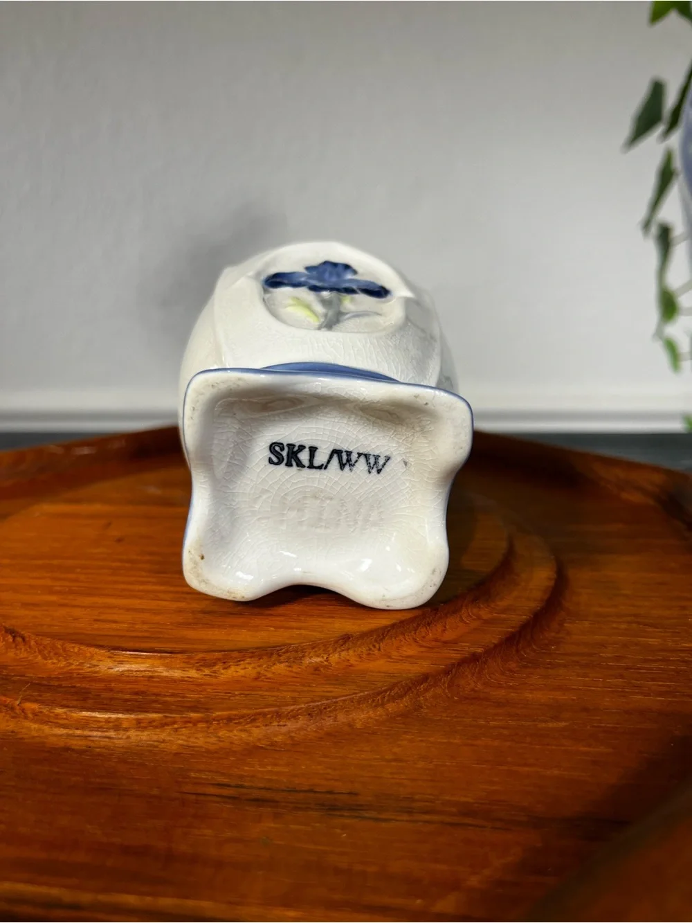 vintage mid-century ceramic bud vase distributed by Saturday Knight Ltd.